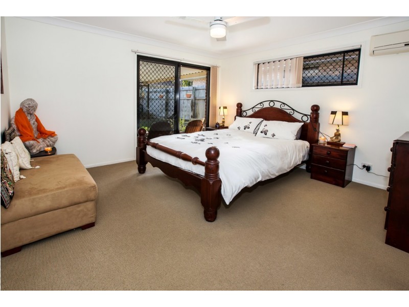 3 Olivine Court, Rothwell QLD 4022