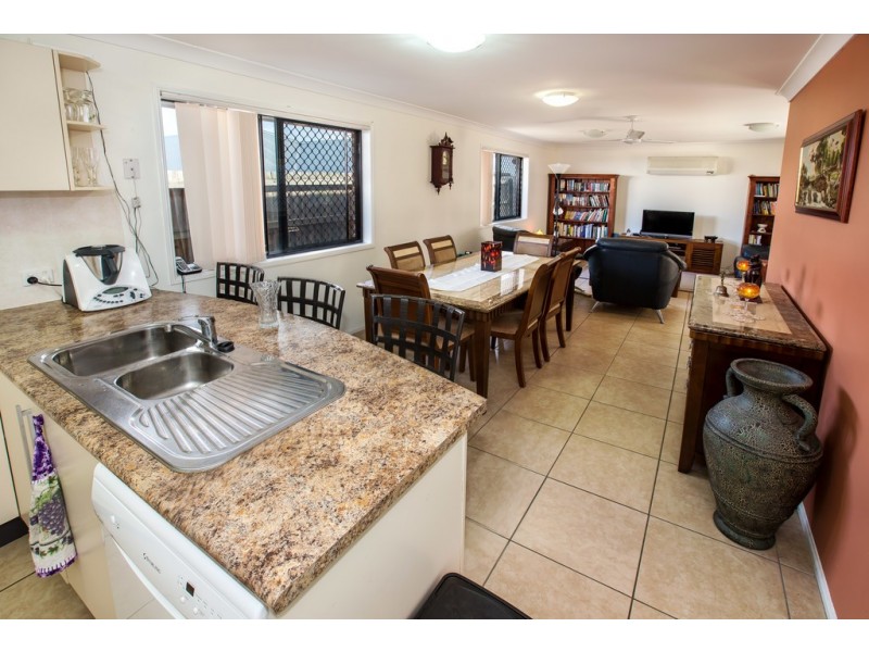 3 Olivine Court, Rothwell QLD 4022