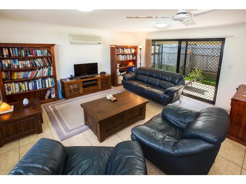 3 Olivine Court, Rothwell QLD 4022