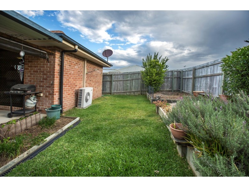 3 Olivine Court, Rothwell QLD 4022