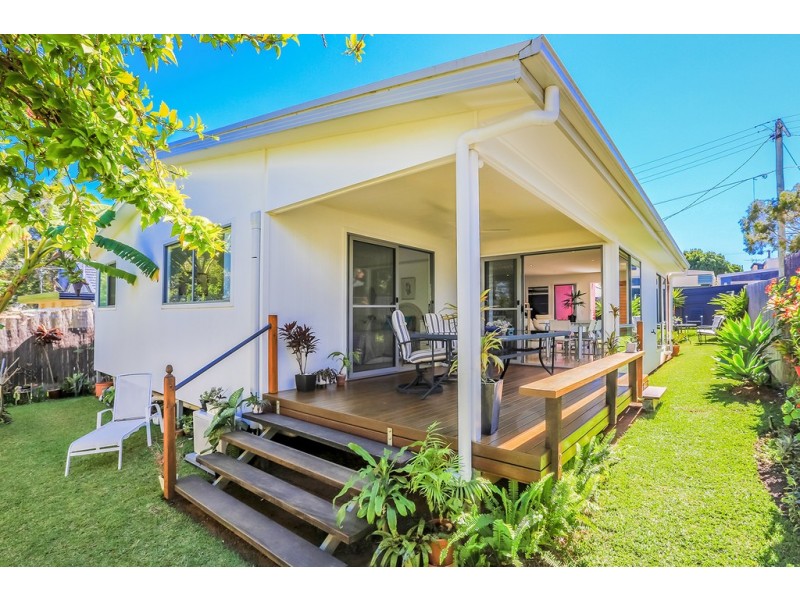 2a Dale Street, Clontarf QLD 4019