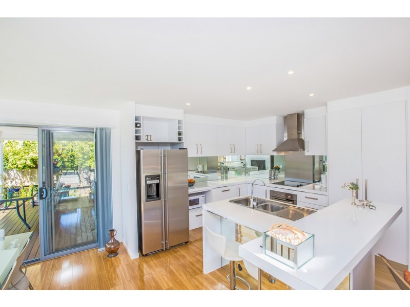 2a Dale Street, Clontarf QLD 4019