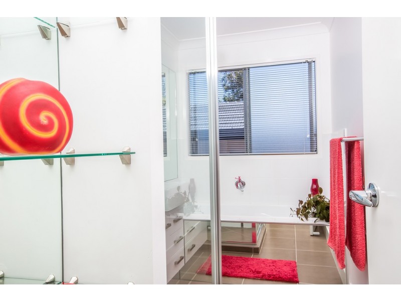 2a Dale Street, Clontarf QLD 4019