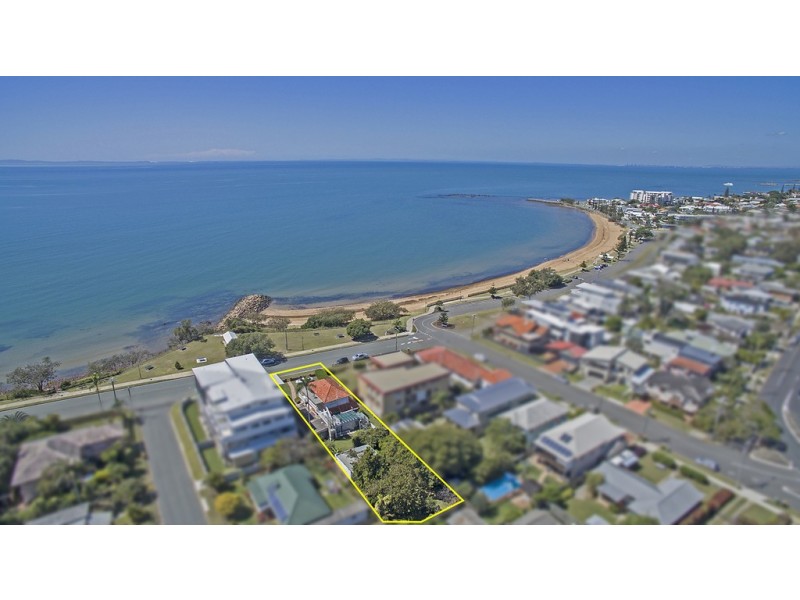 131 Flinders Pde, Scarborough QLD 4020
