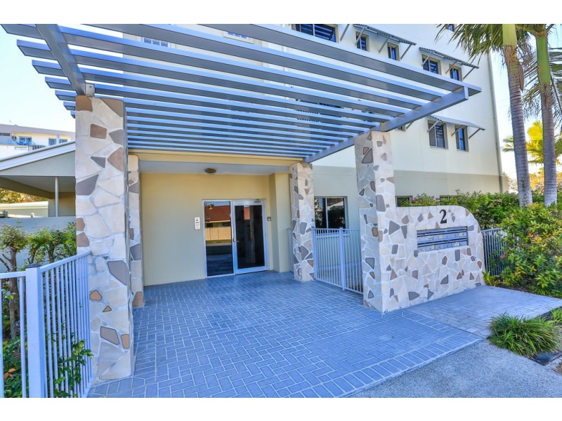 7/2 Louis St, Redcliffe QLD 4020