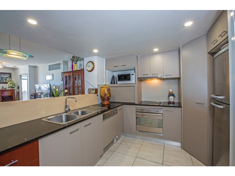 7/2 Louis St, Redcliffe QLD 4020