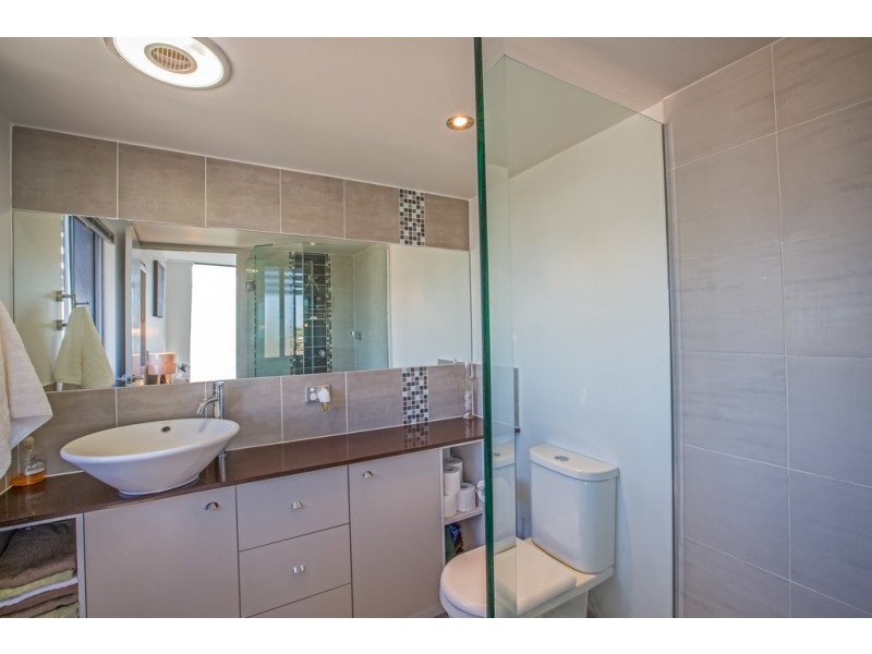 7/2 Louis St, Redcliffe QLD 4020