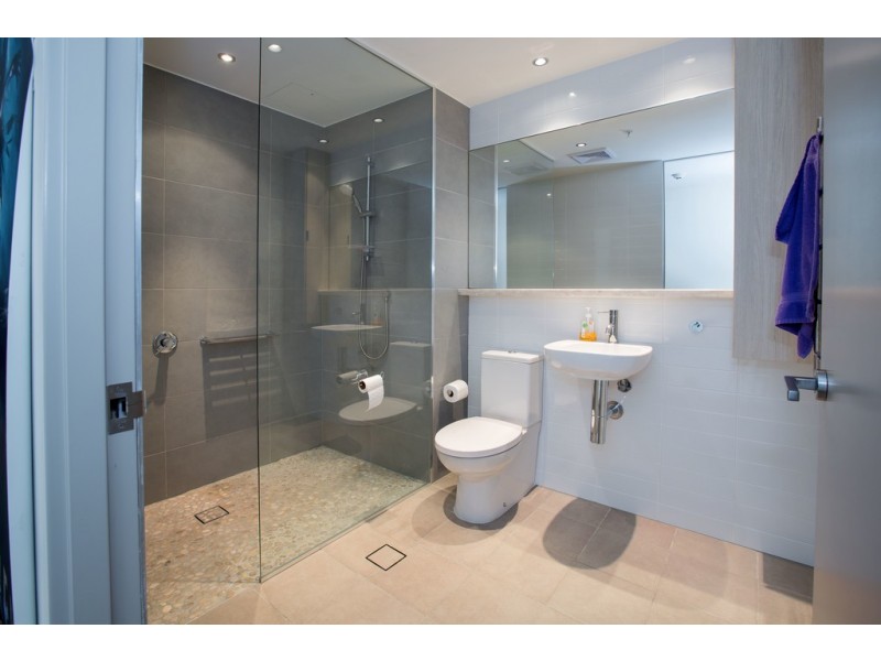 707/101 Marine Pde, Redcliffe QLD 4020