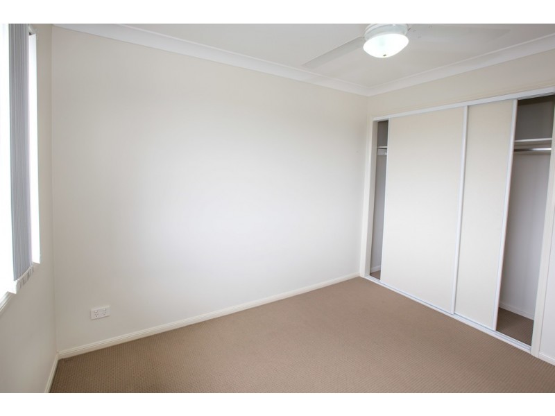 21b Hillary Drive, Warner QLD 4500