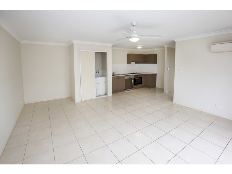 21b Hillary Drive, Warner QLD 4500