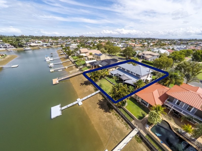18 Intrepid Ct, Newport QLD 4020