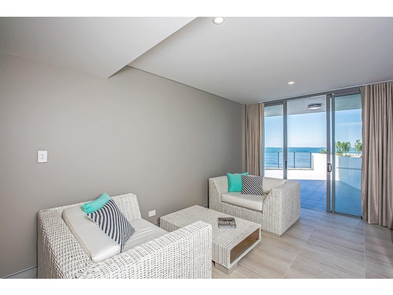 18/36 Woodcliffe Crescent, Woody Point QLD 4019