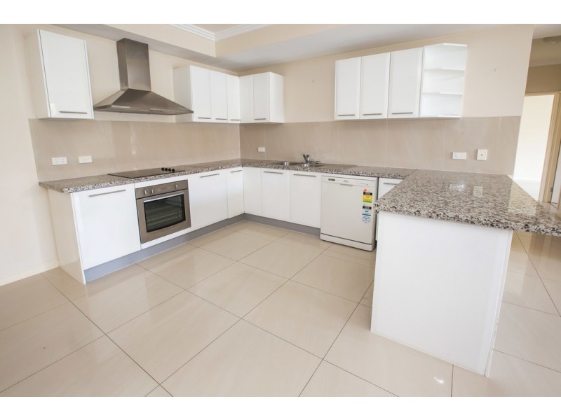 3/32 Rock Street, Scarborough QLD 4020