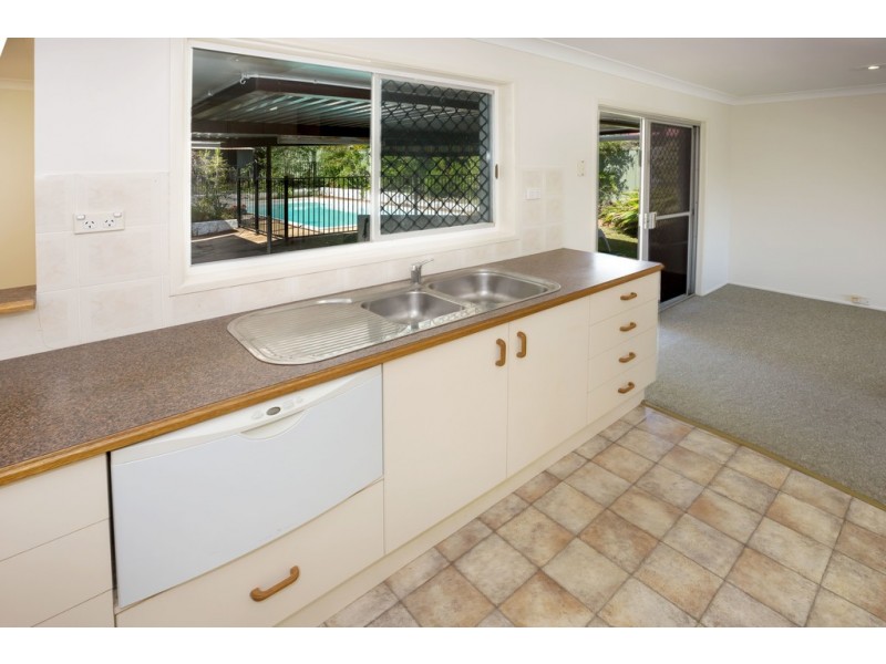 10 Marigold Street, Margate QLD 4019