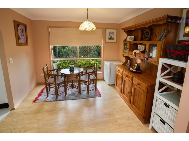 27 Linthaven Drive, Rothwell QLD 4022