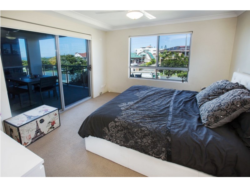 13/8 Georgina Street, Woody Point QLD 4019
