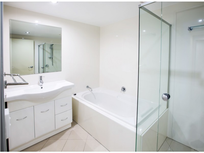 13/8 Georgina Street, Woody Point QLD 4019