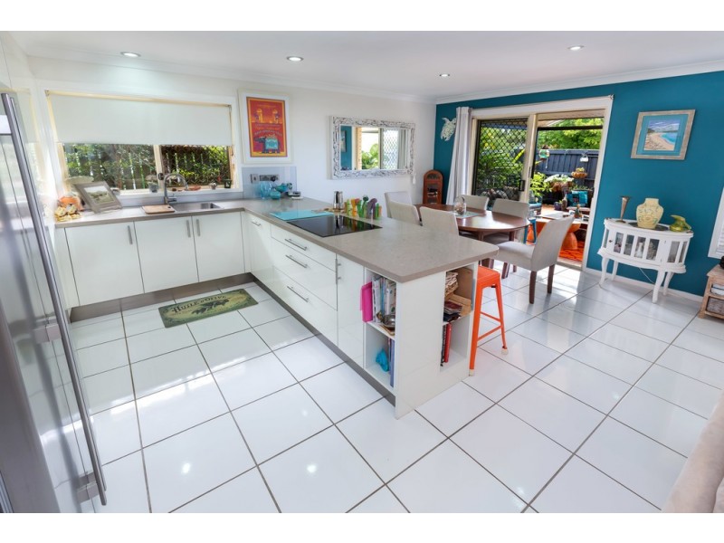 3/8 Cornelius St, Clontarf QLD 4019