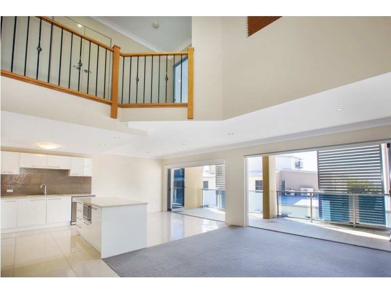 18/8 Georgina Street, Woody Point QLD 4019