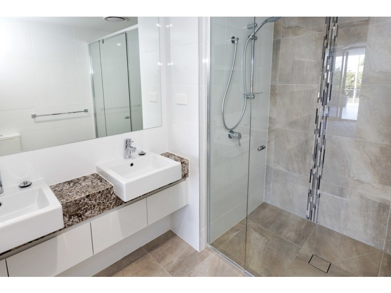 Unit 201 4-6 Anderson Street, Scarborough QLD 4020