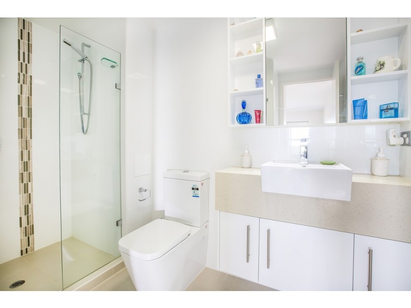 36/80 Hornibrook Esplanade, Clontarf QLD 4019