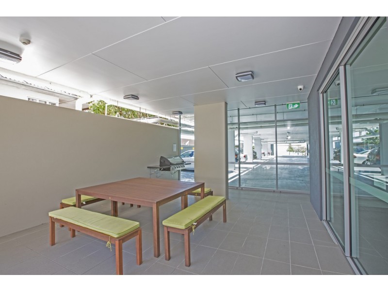 36/80 Hornibrook Esplanade, Clontarf QLD 4019