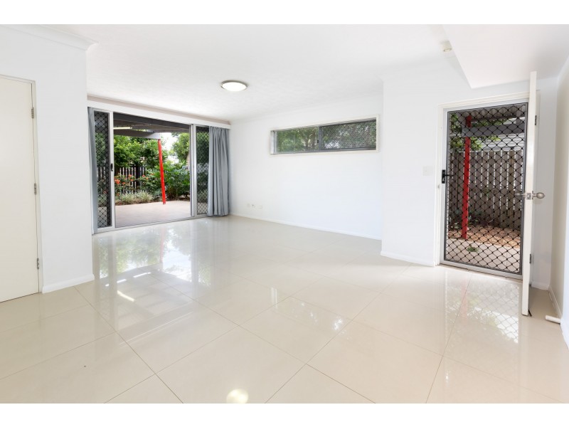 1/6 Ewart Street, Clontarf QLD 4019