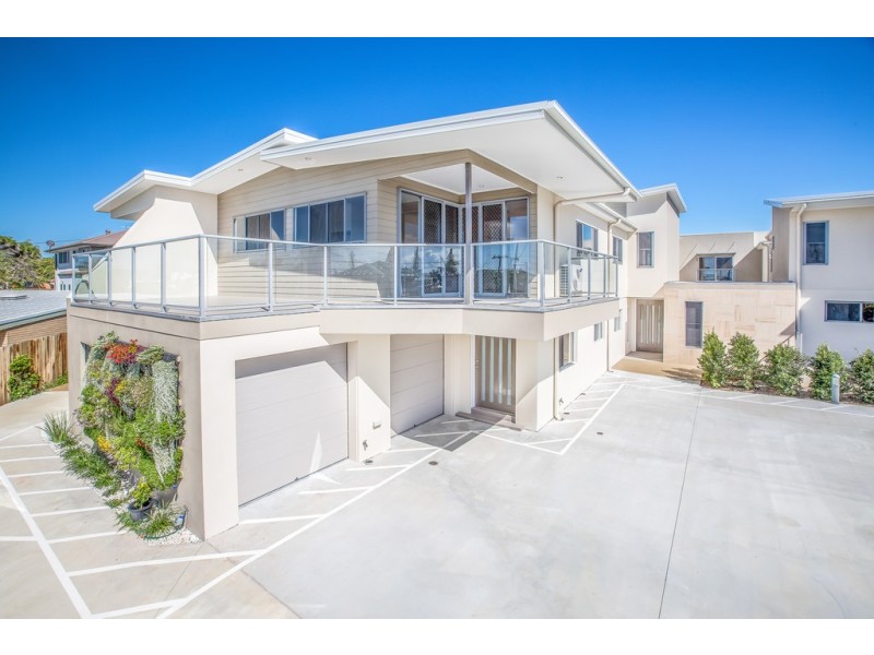 3/133 Prince Edward Pde, Scarborough QLD 4020