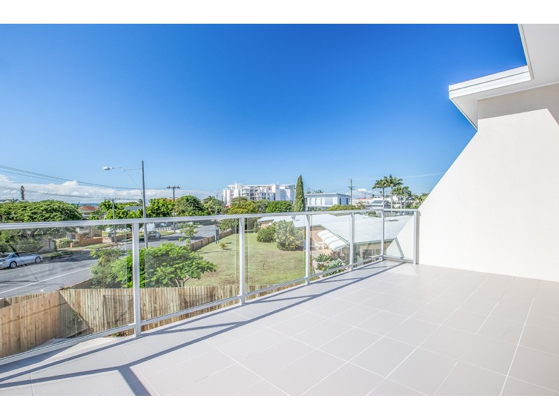 3/133 Prince Edward Pde, Scarborough QLD 4020