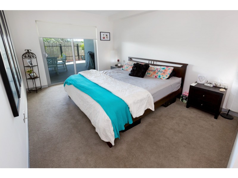 6/80 Hornibrook Esplanade, Clontarf QLD 4019