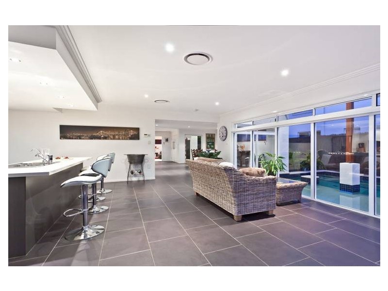 51 Lionheart Crescent, Newport QLD 4020