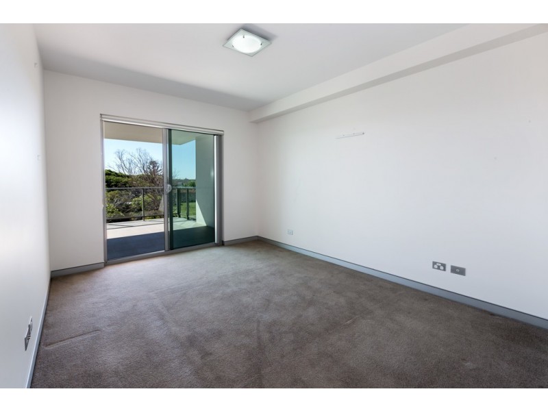 16/80 Hornibrook Esplanade, Clontarf QLD 4019