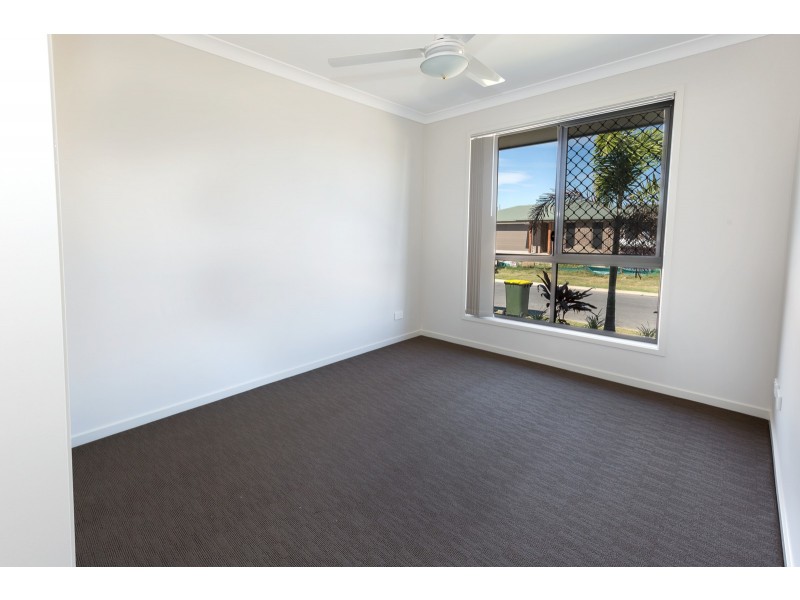 19 Dahlia Crescent, Caboolture QLD 4510