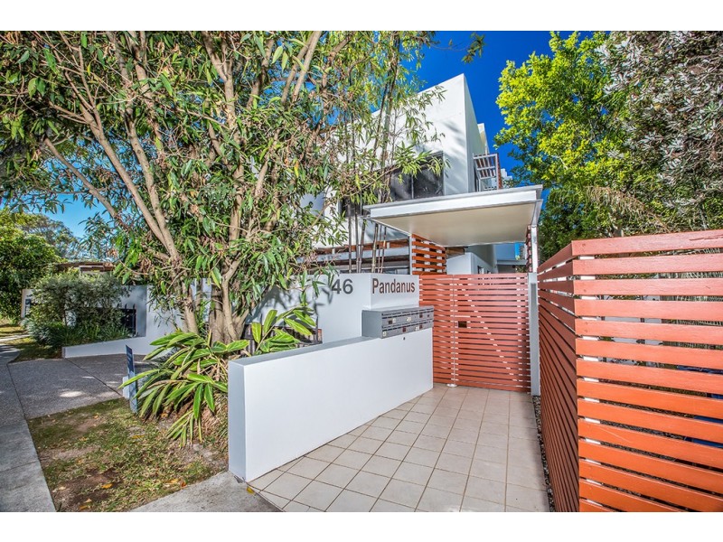 9/46-48 Prince Edward Parade, Redcliffe QLD 4020