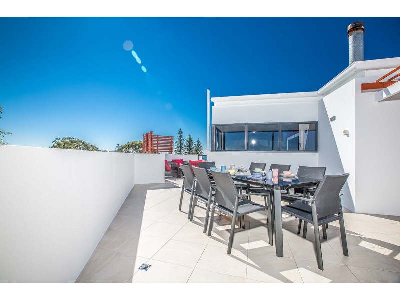 9/46-48 Prince Edward Parade, Redcliffe QLD 4020