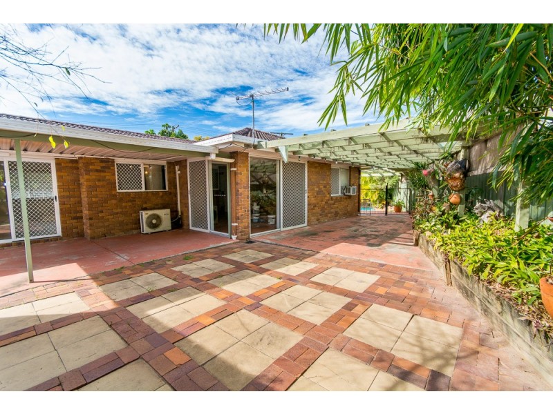 1 Featherstone Street, Kippa-ring QLD 4021