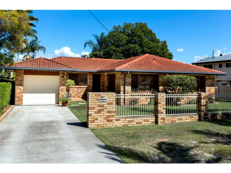 327 Elizabeth Avenue, Clontarf QLD 4019