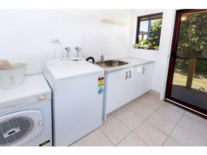 327 Elizabeth Avenue, Clontarf QLD 4019