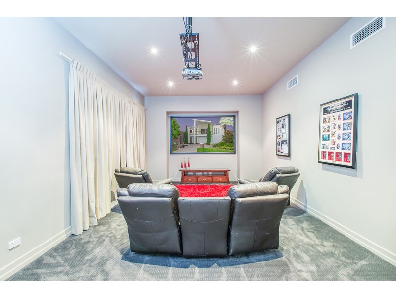 14 Allenby Close, North Lakes QLD 4509