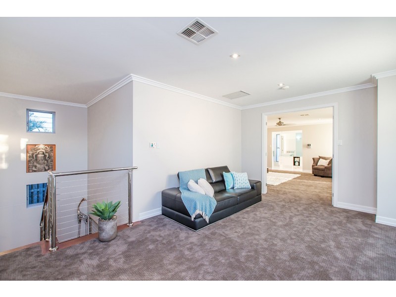 14 Allenby Close, North Lakes QLD 4509