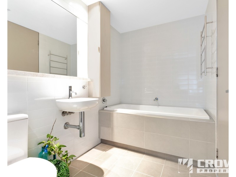 504/99 Marine Parade, Redcliffe QLD 4020