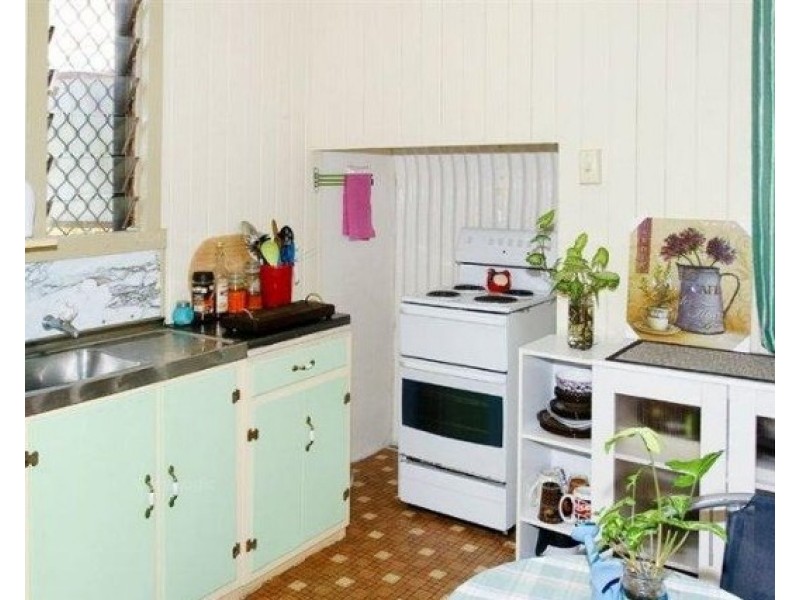 49A Robertson Avenue, Margate QLD 4019