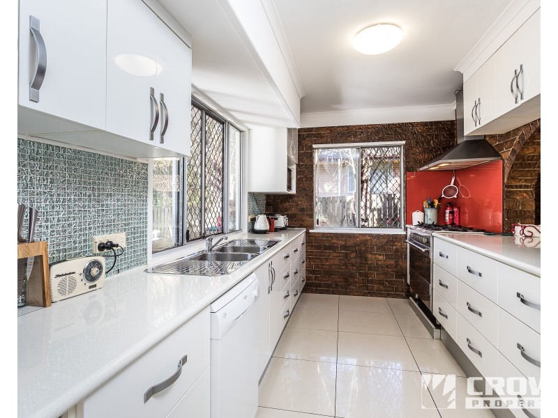 74 Centaur Street, Kippa-ring QLD 4021