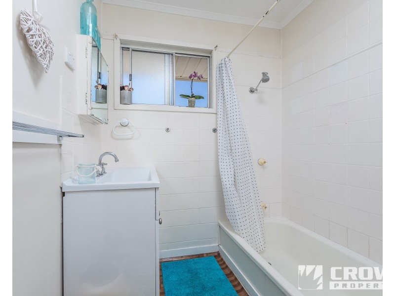 74 Centaur Street, Kippa-ring QLD 4021