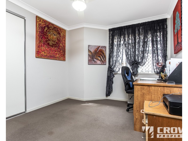 46 Waterlilly Ct, Rothwell QLD 4022