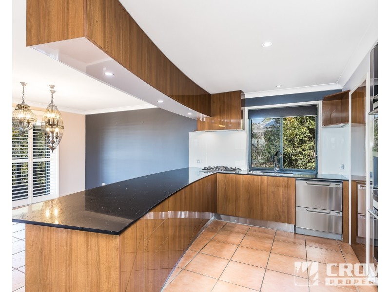 16 TOWNSVILLE CRES, Deception Bay QLD 4508