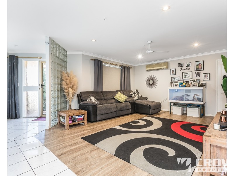 5 Shangri-La Court, Rothwell QLD 4022