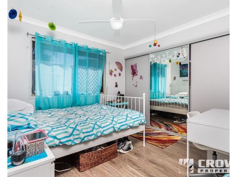 5 Shangri-La Court, Rothwell QLD 4022
