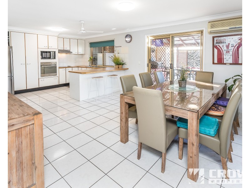 5 Shangri-La Court, Rothwell QLD 4022