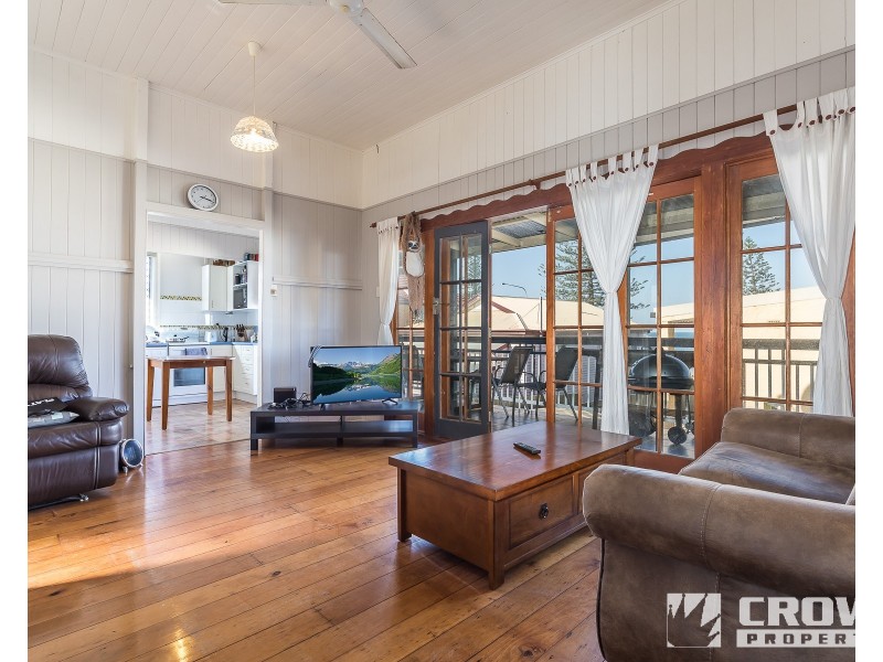 45 Margate Parade, Margate QLD 4019